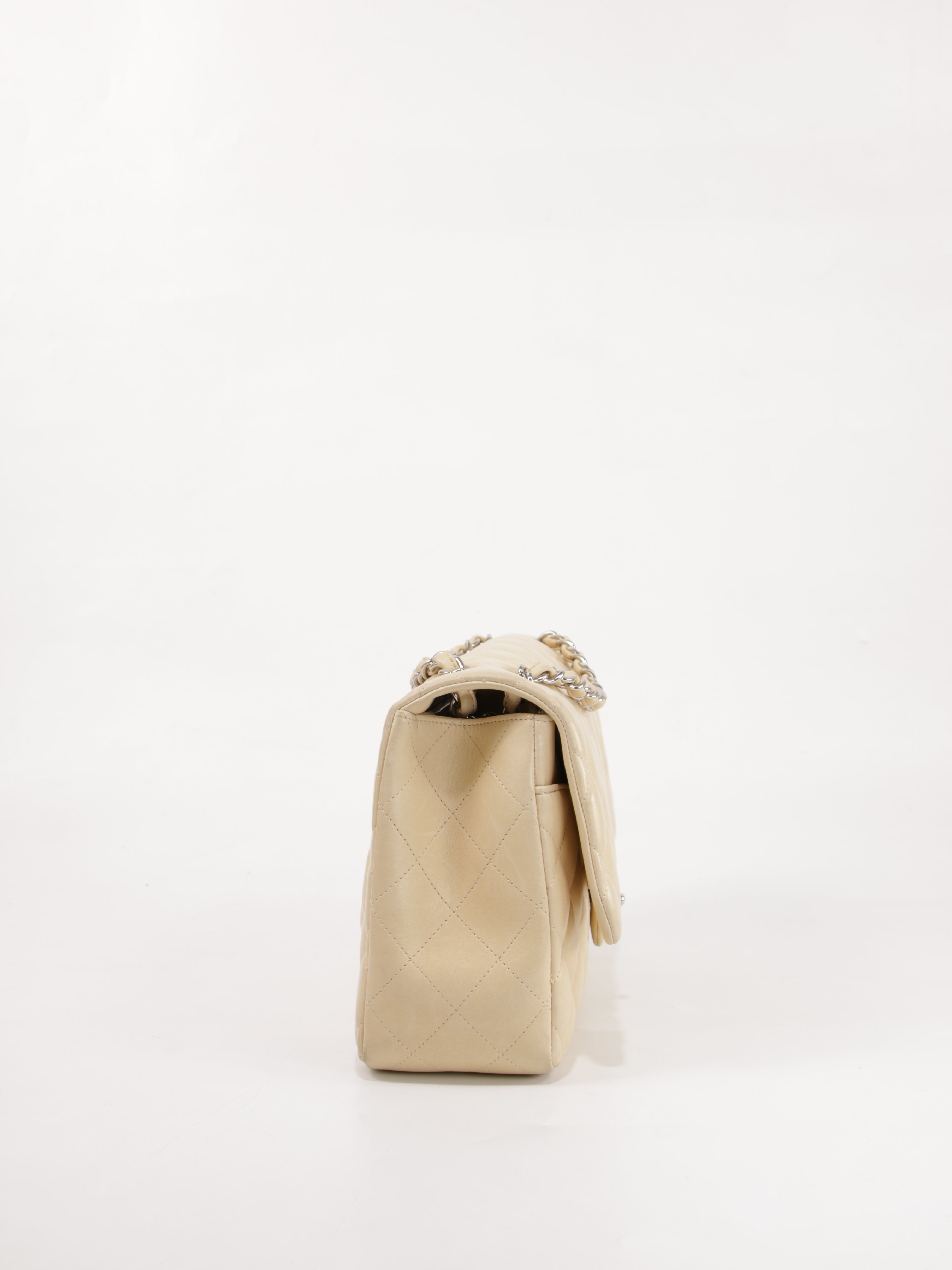 #43 Jumbo Classic Flap