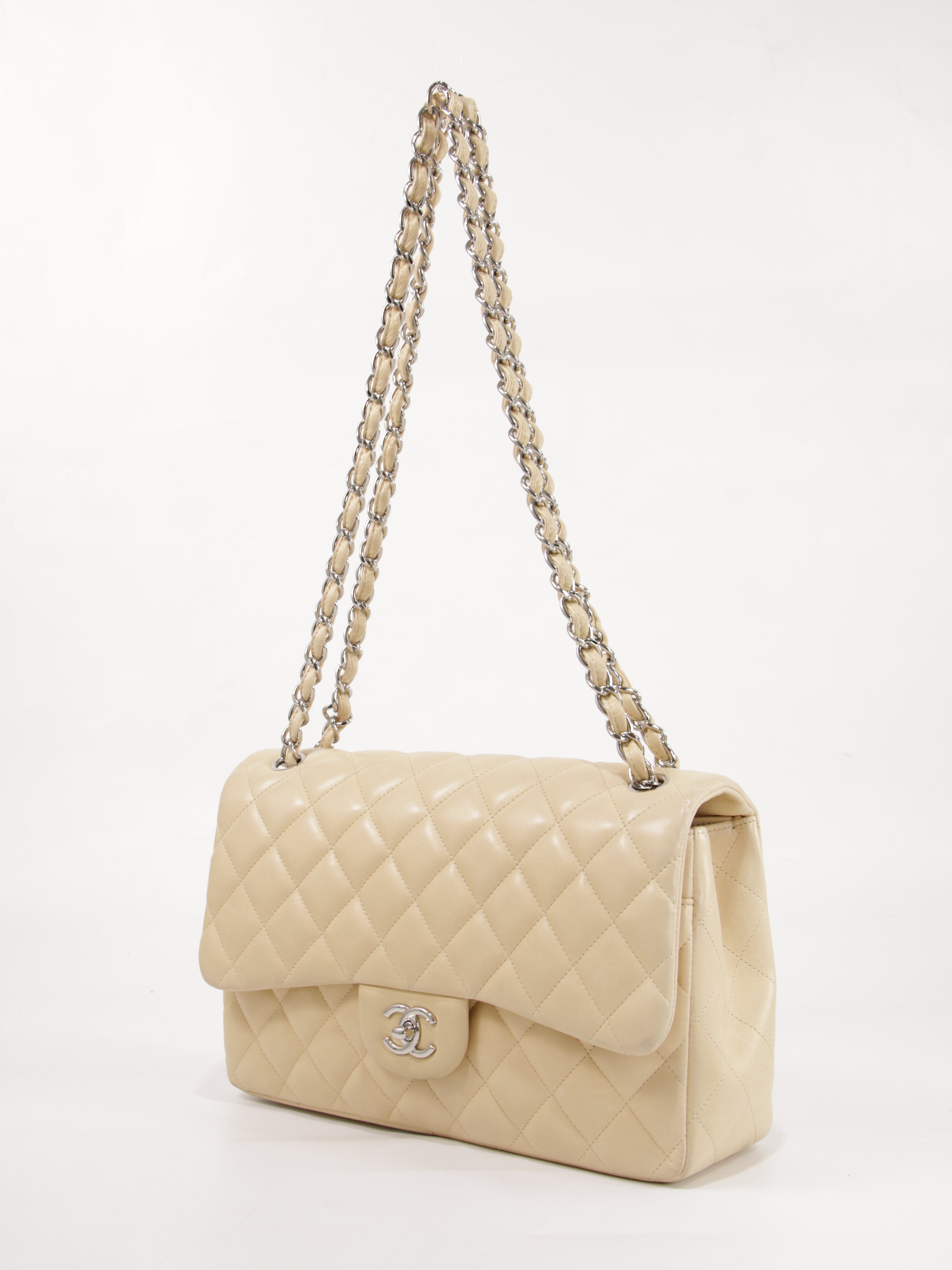 #43 Jumbo Classic Flap