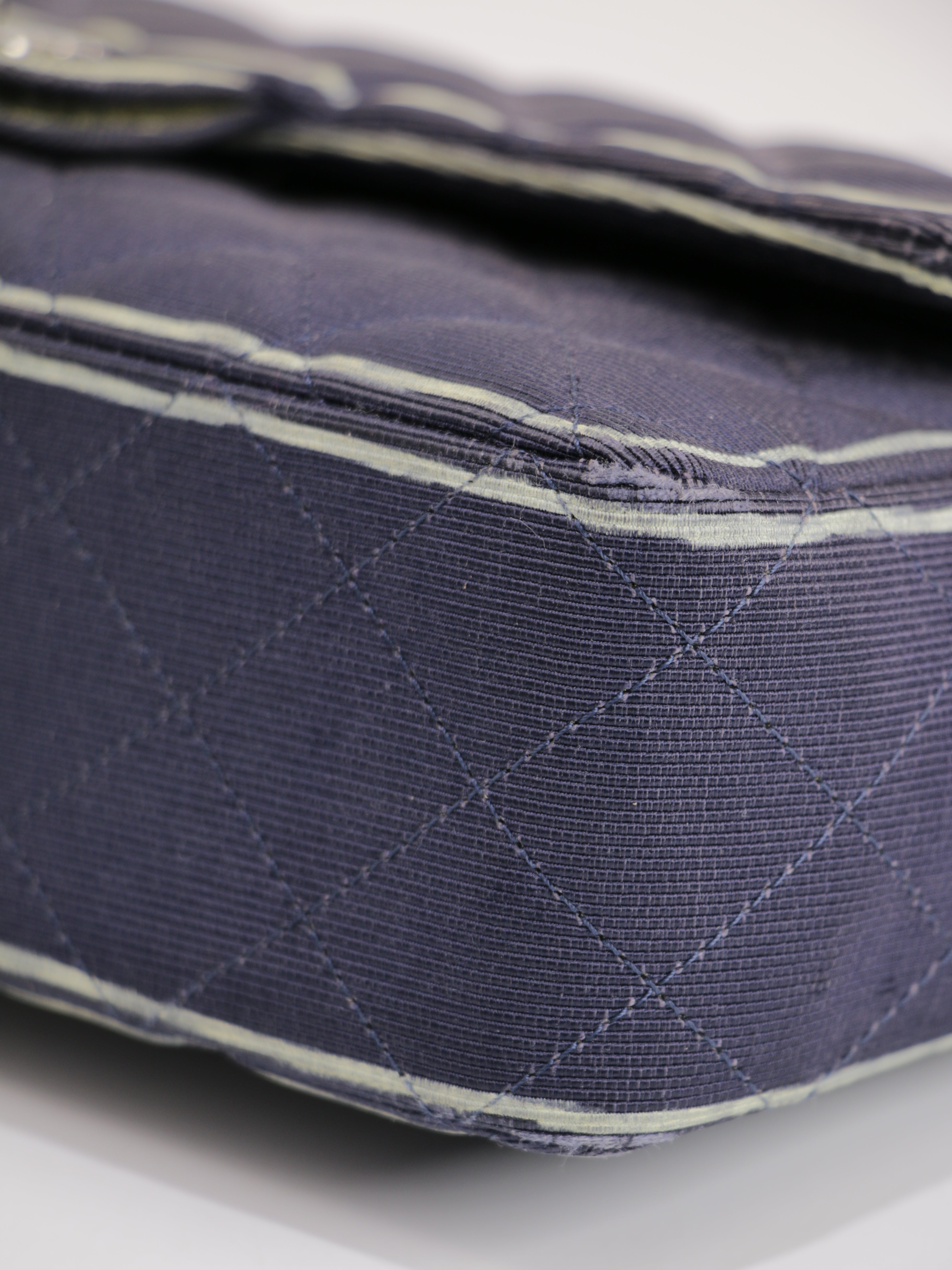 #8 Medium Classic Flap