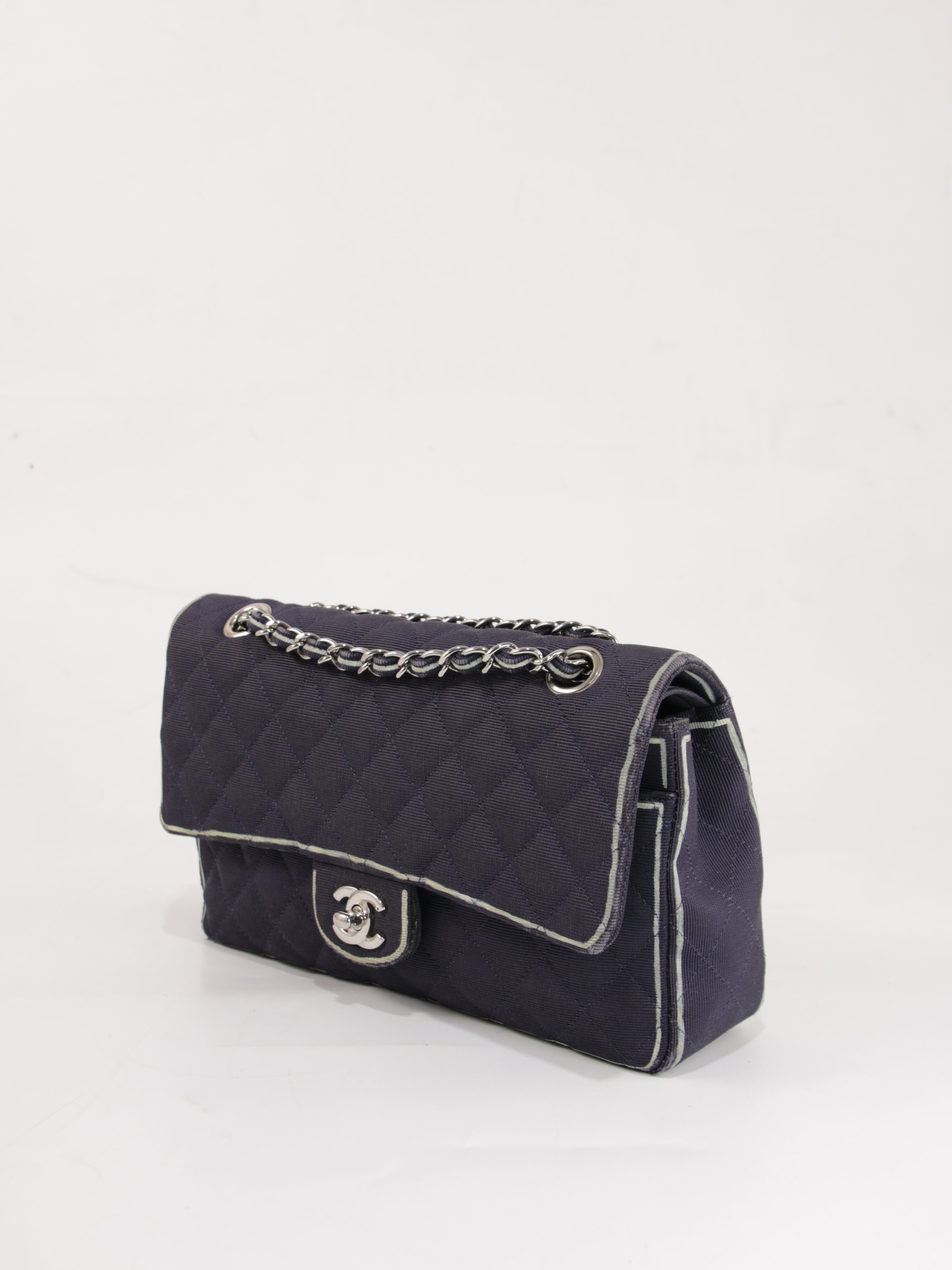 #8 Medium Classic Flap