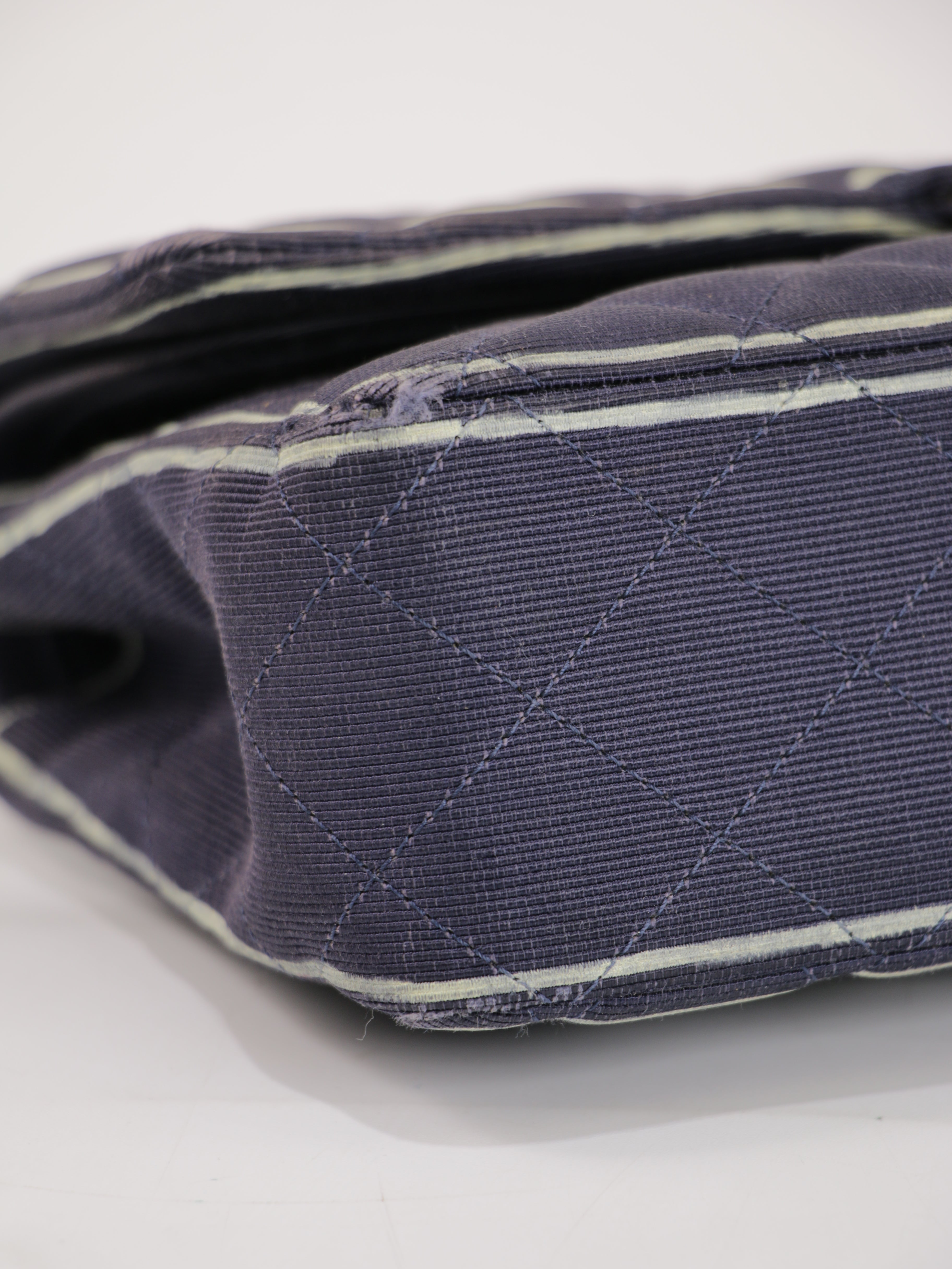 #8 Medium Classic Flap